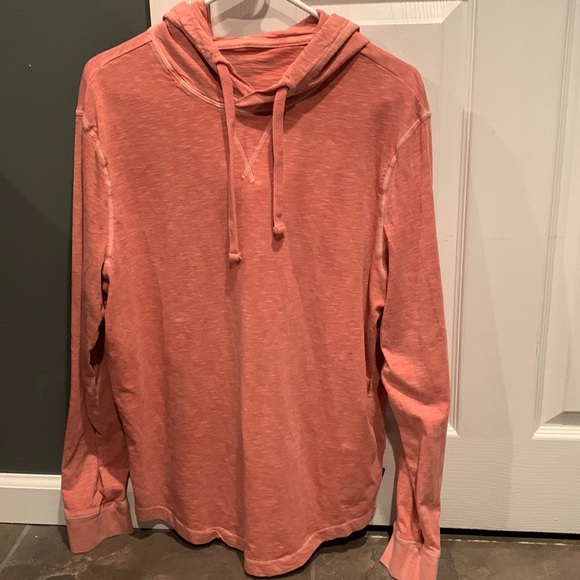 American Eagle Outfitters Other - American eagle mens coral hoodie size medium